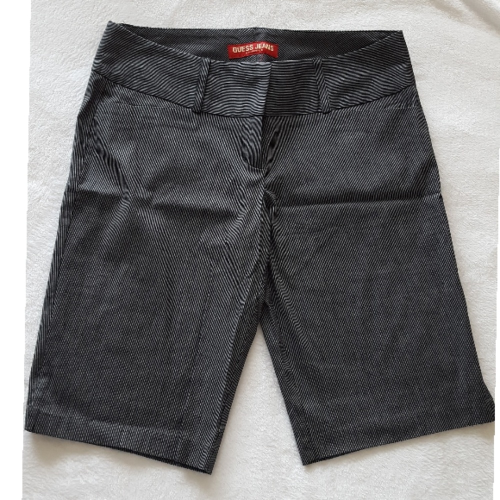 Guess Women's Capris Pants